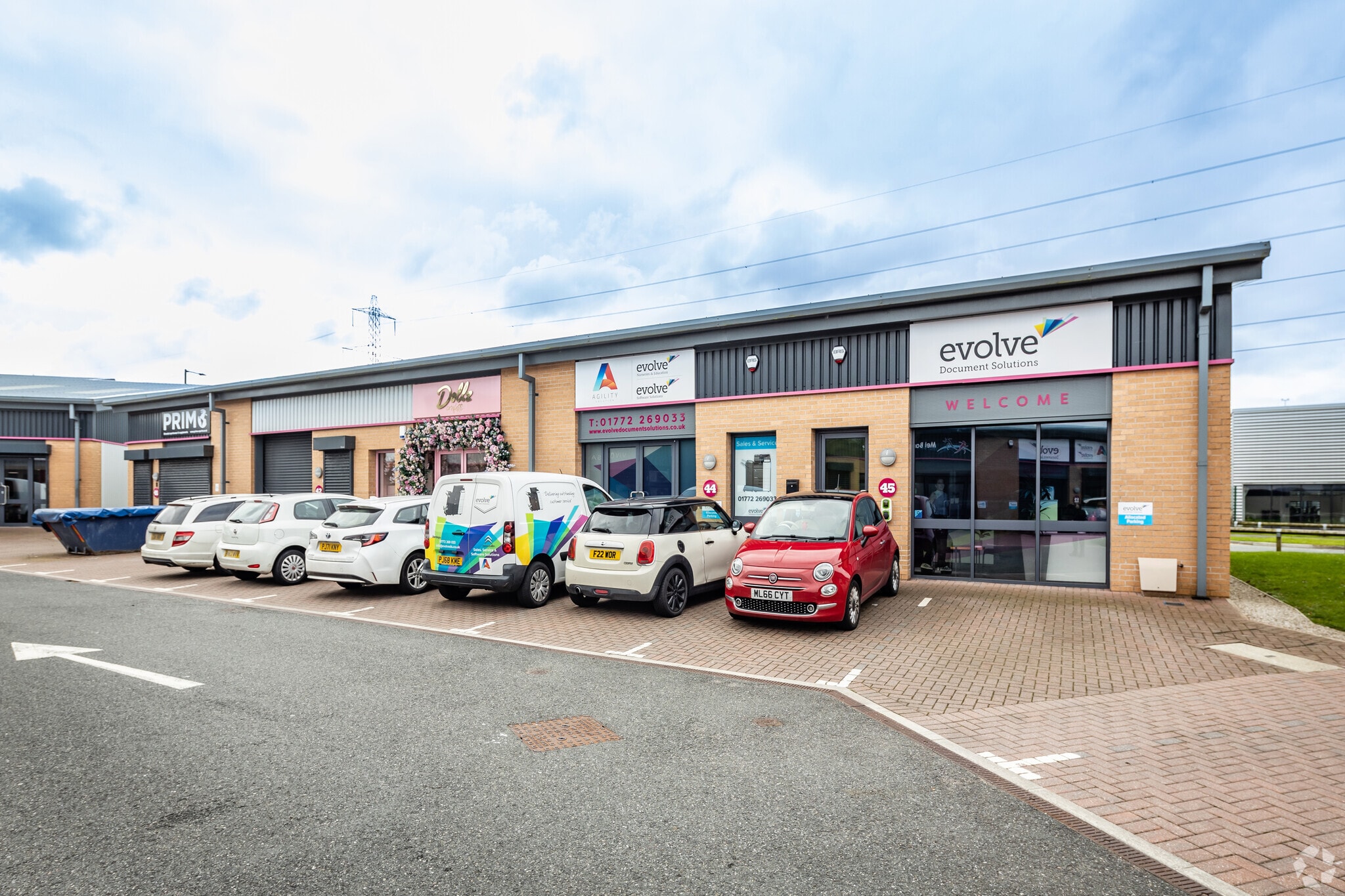 41-45 Dollywaggon Way, Preston to rent Primary Photo- Image 1 of 4