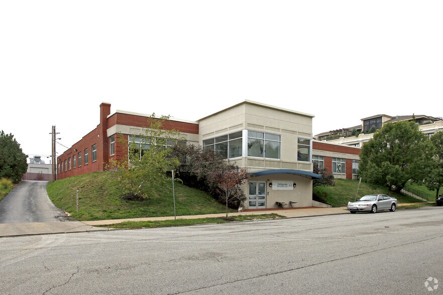 4150 Laclede Ave, Saint Louis 63108 UK