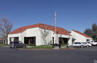 2495 Lakeshore Dr, Lake Elsinore, CA for sale Building Photo- Image 1 of 3