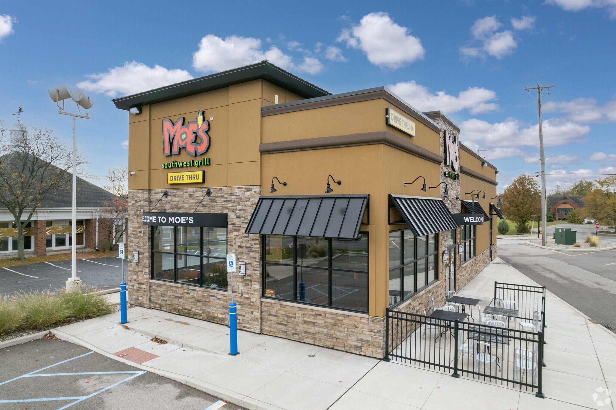 5297 Monroe St, Toledo, OH for sale Primary Photo- Image 1 of 1