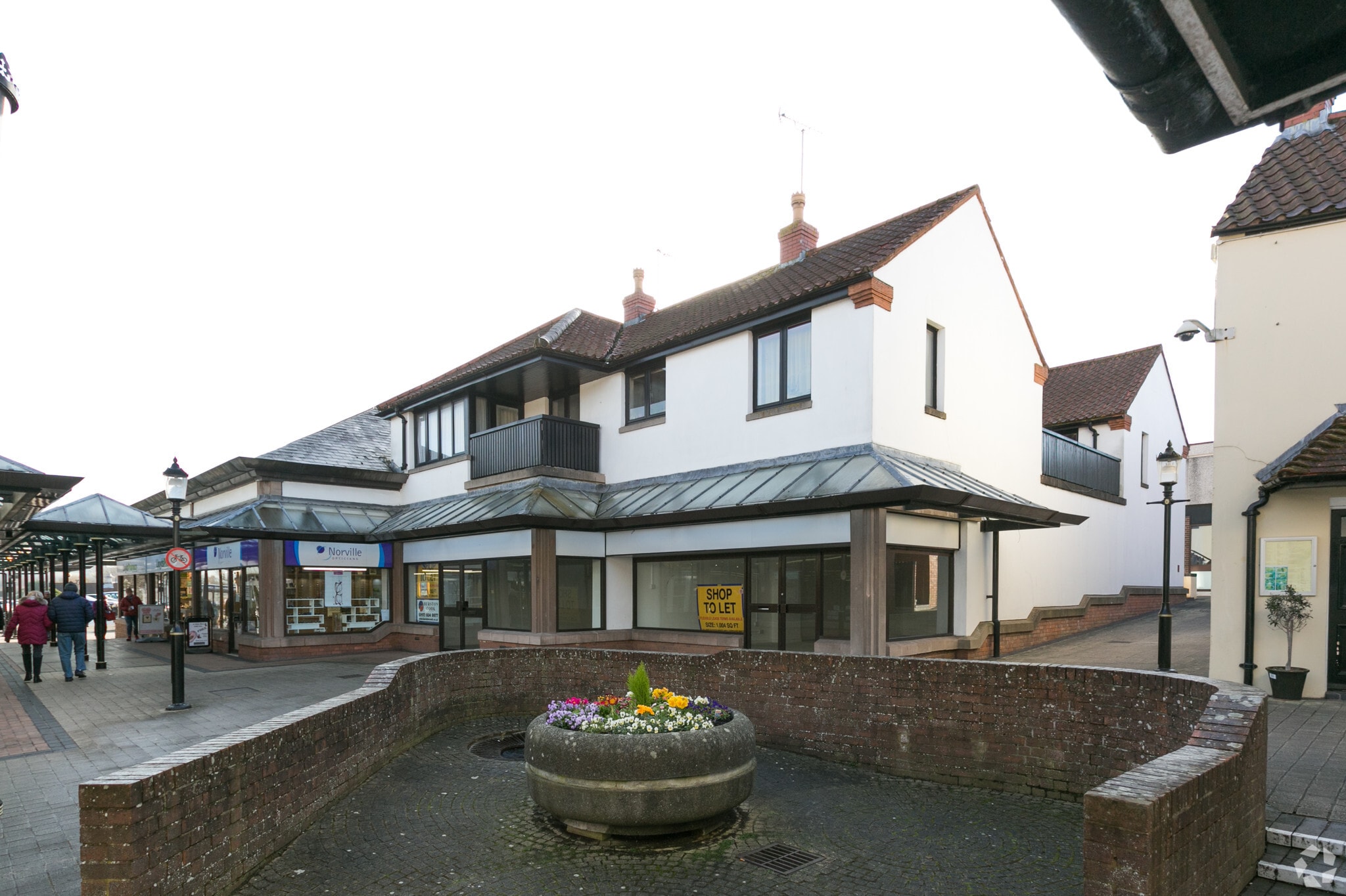 Horseshoe Ln, Thornbury to rent Primary Photo- Image 1 of 3