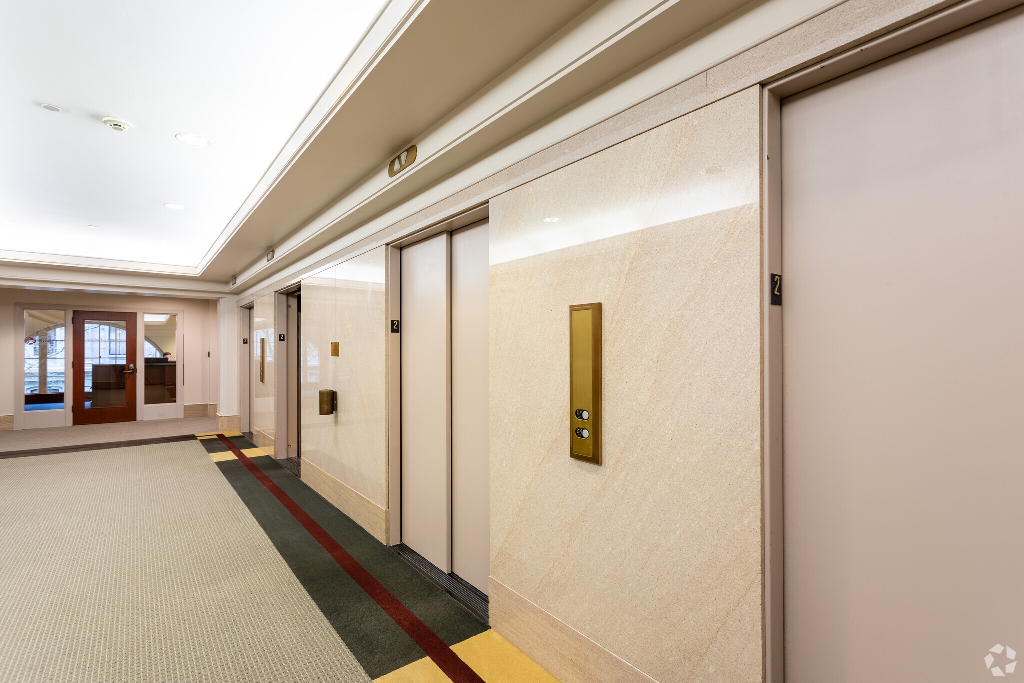 520 SW Yamhill St, Portland, OR to rent Interior Photo- Image 1 of 6