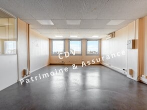 191 C Avenue Saint-Exupéry, Bron to rent Interior Photo- Image 2 of 7