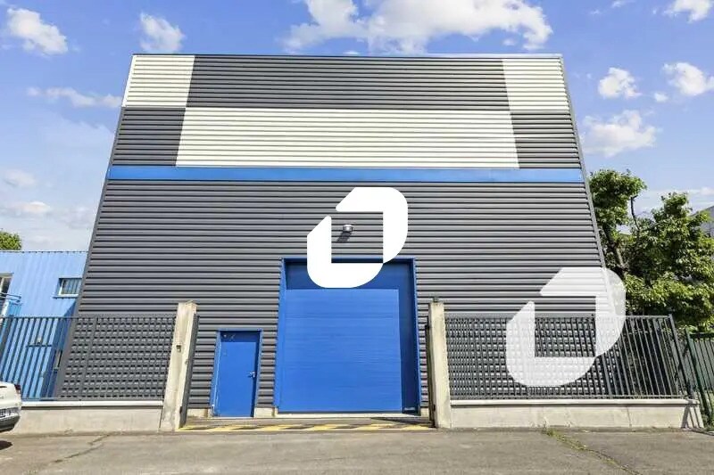 Office in Vitry-sur-Seine to rent Building Photo- Image 1 of 15