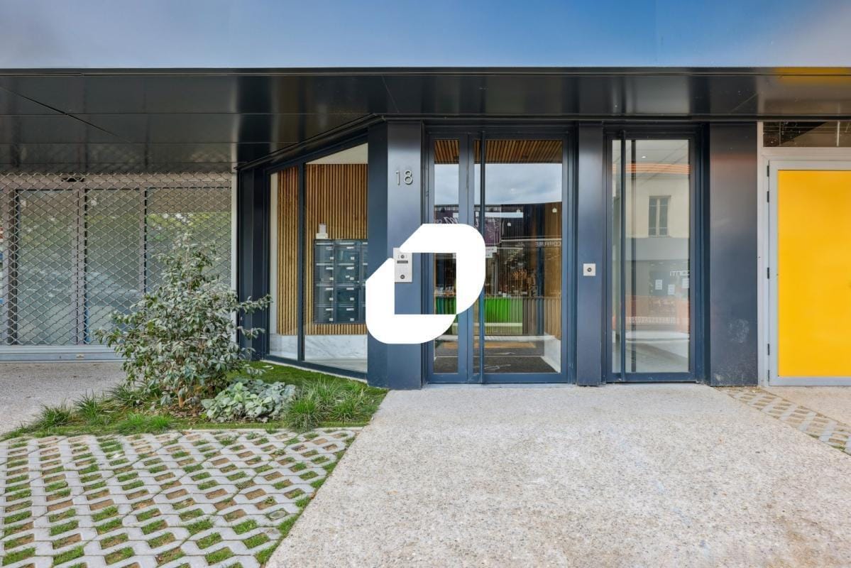 16 Rue Baratte Cholet, Saint-Maur-des-Fossés to rent Building Photo- Image 1 of 15