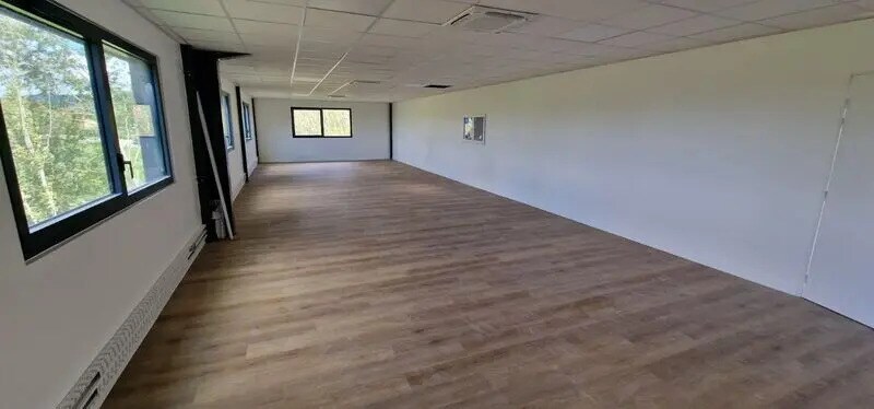 Light Industrial in La Tour-de-Salvagny for sale - Building Photo - Image 2 of 7