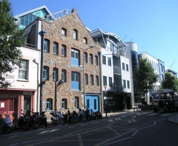 15-18 Esplanade, Jersey to rent - Building Photo - Image 3 of 3