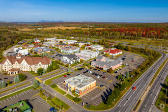 105 Boul Du Carrefour, Bromont, QC - AERIAL  map view