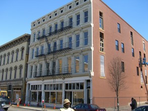 1218-1220 Vine St, Cincinnati, OH for rent Building Photo- Image 1 of 3