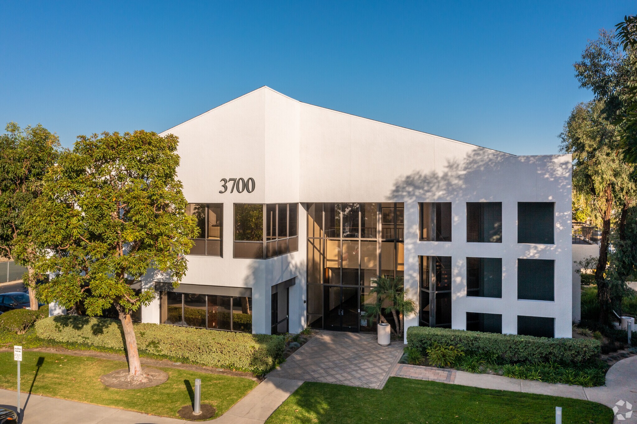 3700 S Susan St, Santa Ana, CA for sale Primary Photo- Image 1 of 1