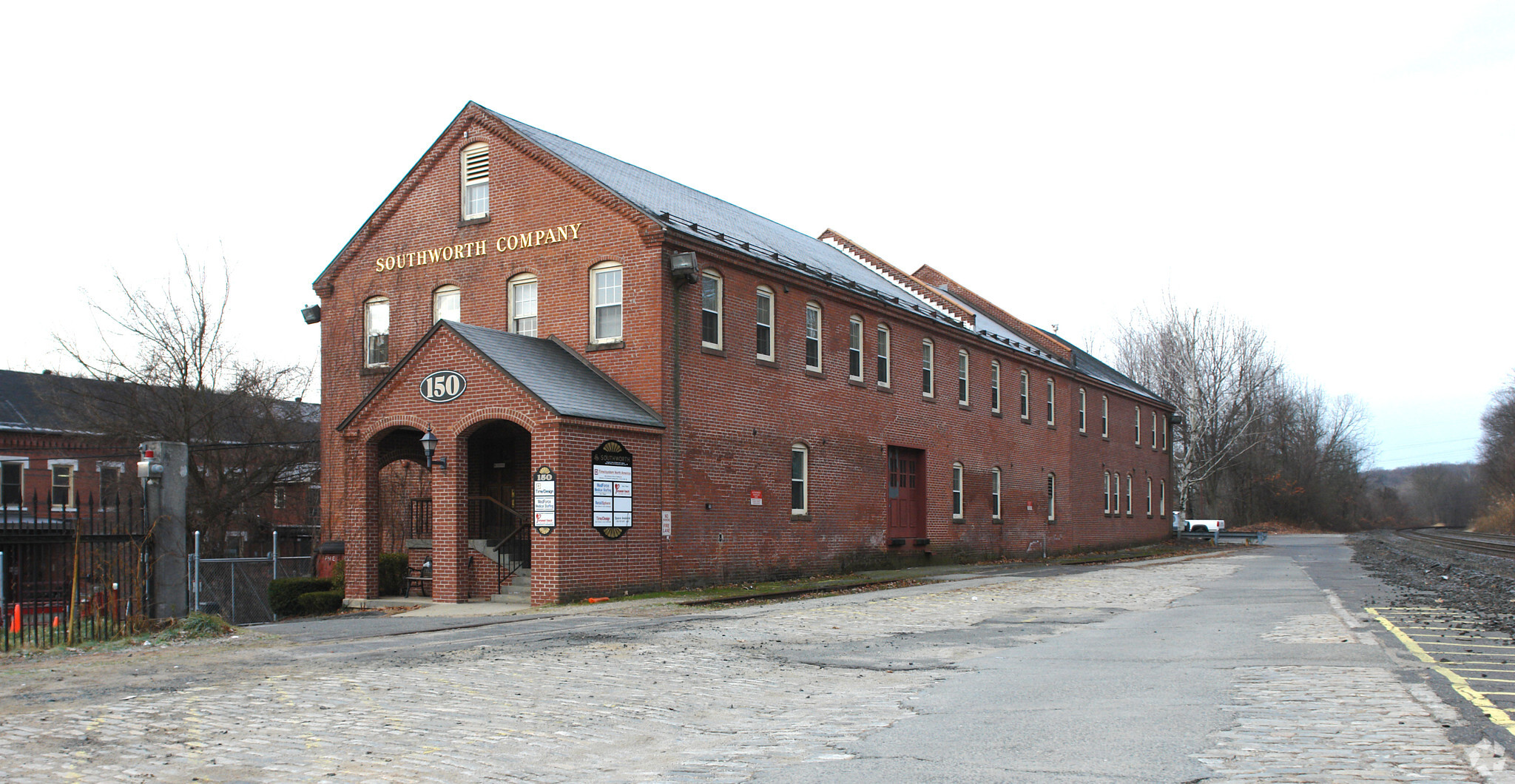 150 Front St, West Springfield, MA for rent Building Photo- Image 1 of 25