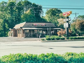 1021 2nd St NE, Hickory, NC for sale Building Photo- Image 1 of 2