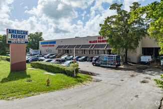 More details for 5240-5260 NW 167th St, Hialeah, FL - Industrial for Rent