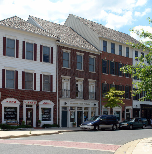 371 Main St, Gaithersburg, MD for sale - Primary Photo - Image 1 of 1