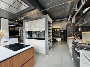 27-31 St Marys Rd, London to rent Interior Photo- Image 1 of 7