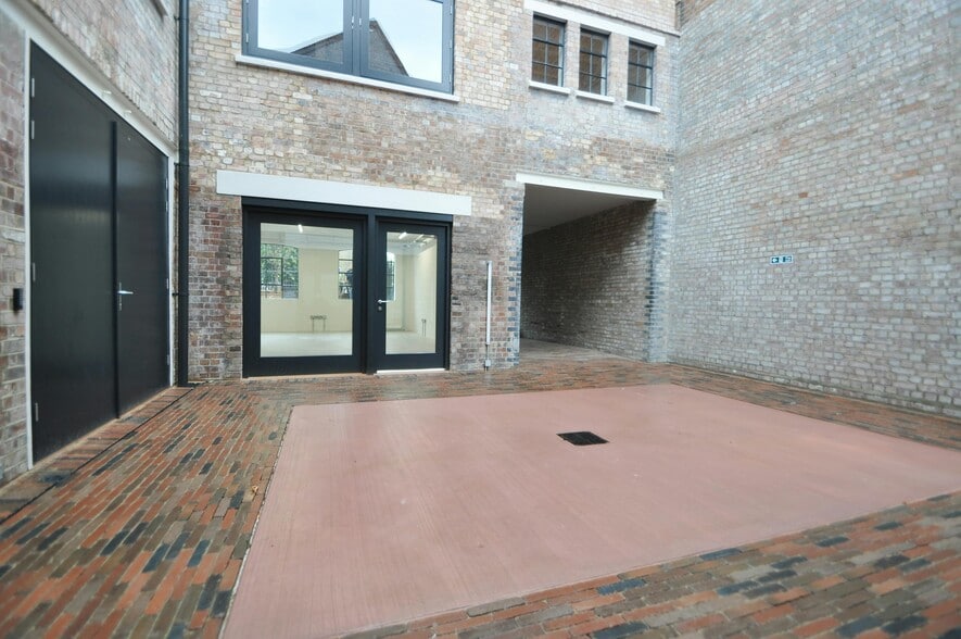 98 De Beauvoir Rd, London to rent - Building Photo - Image 3 of 5