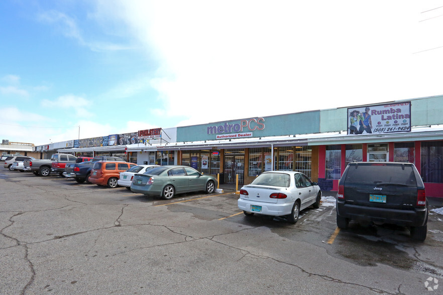 8920-9012 Central Ave SE, Albuquerque, NM for sale - Primary Photo - Image 1 of 1