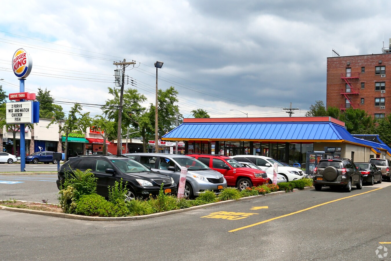 25810 Hillside Ave, Glen Oaks 11004 Burger King UK