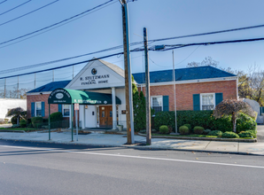 2000 Hillside Ave, North New Hyde Park, NY for sale Primary Photo- Image 1 of 1