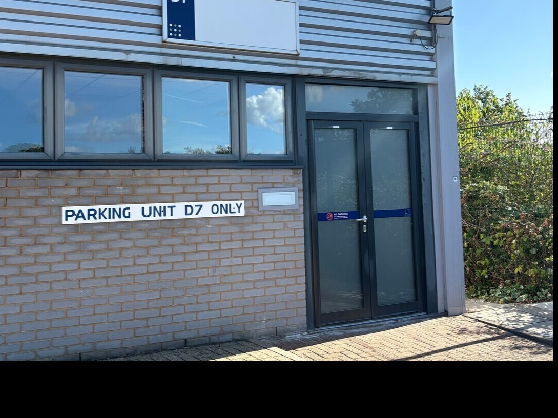 Langston Rd, Loughton to rent Building Photo- Image 1 of 6