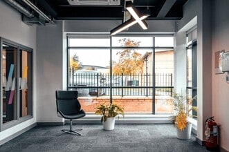 Hornbeam Park Ave, Harrogate to rent Interior Photo- Image 2 of 11