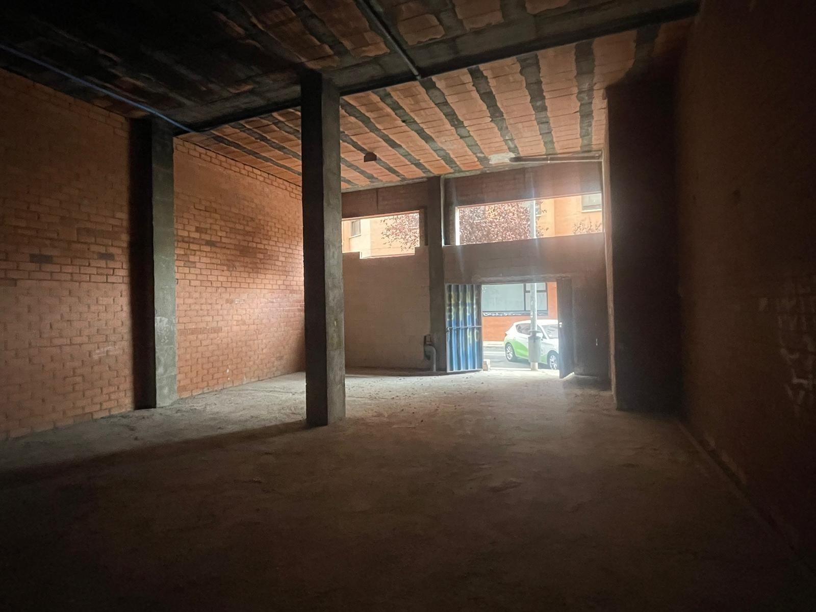 Retail in Cáceres to rent Building Photo- Image 1 of 3