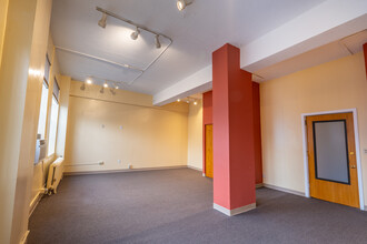 1621 Hennepin Ave, Minneapolis, MN for rent Interior Photo- Image 1 of 9