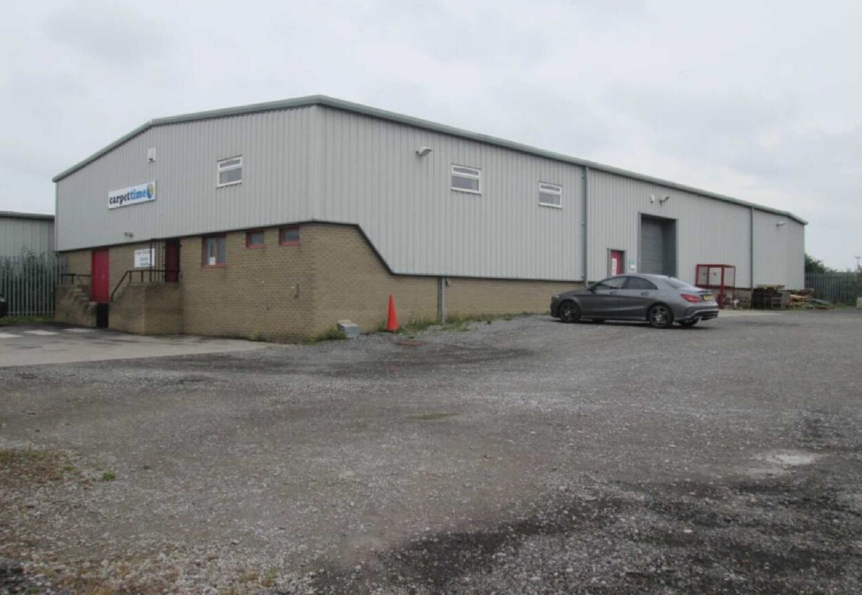 33 Kellaw Rd, Darlington for sale Primary Photo- Image 1 of 1