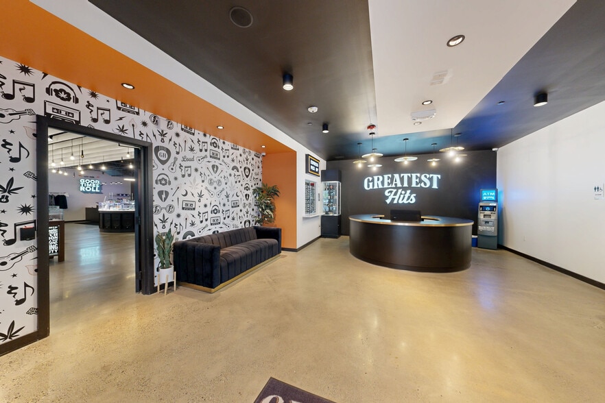 35-37 Chase Avenue portfolio of 2 properties for sale on LoopNet.co.uk - Matterport 3D Scan - Image 3 of 37