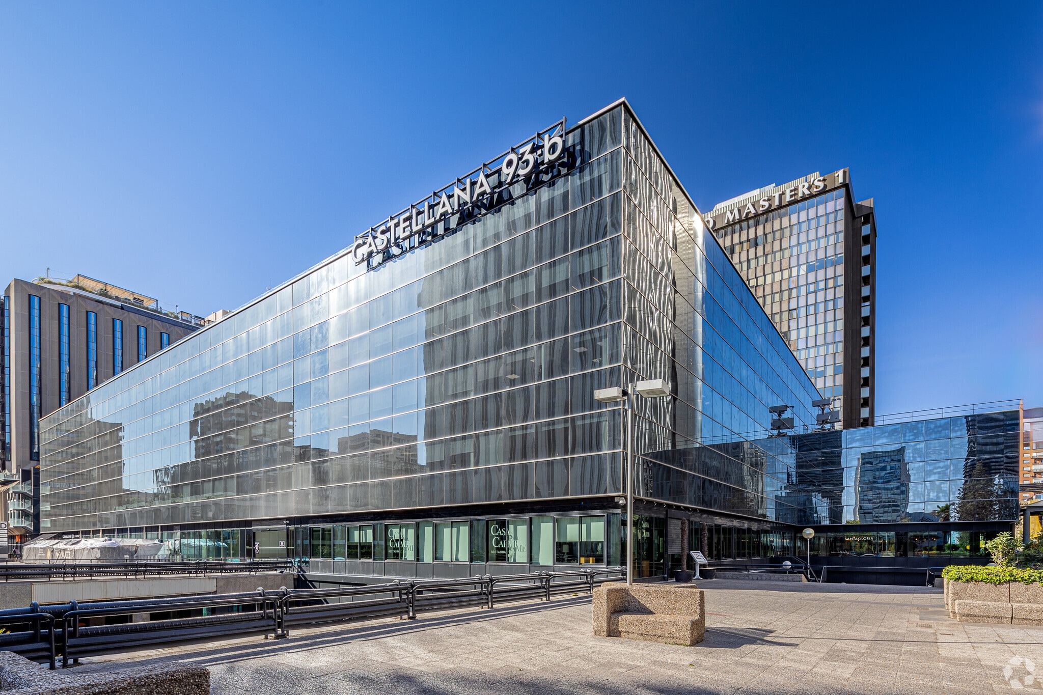 Avenida General Perón, 40, Madrid, Madrid to rent Building Photo- Image 1 of 24