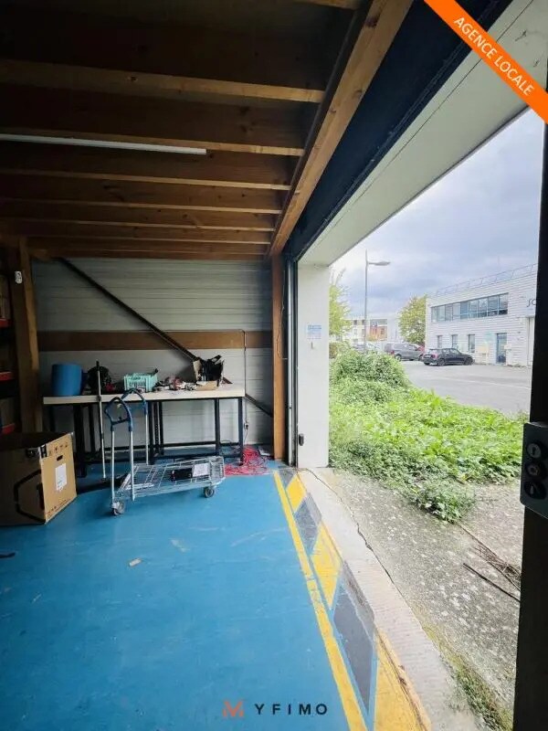 Location Local d'activités 200 m² à 730 m² - Photo 1
