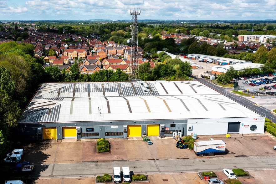 Grosvenor Grange, Warrington to rent - Building Photo - Image 2 of 15