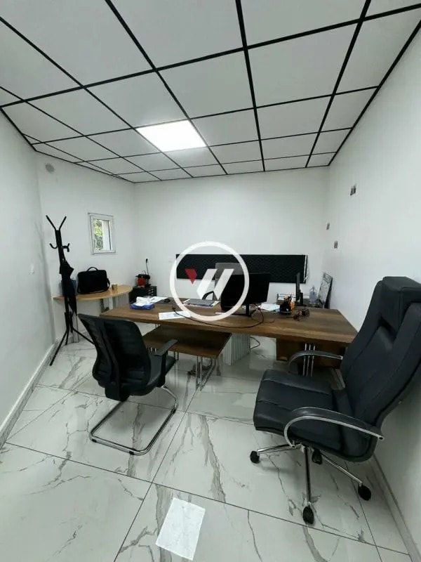 Location Terrain 2 100 m² - Photo 1