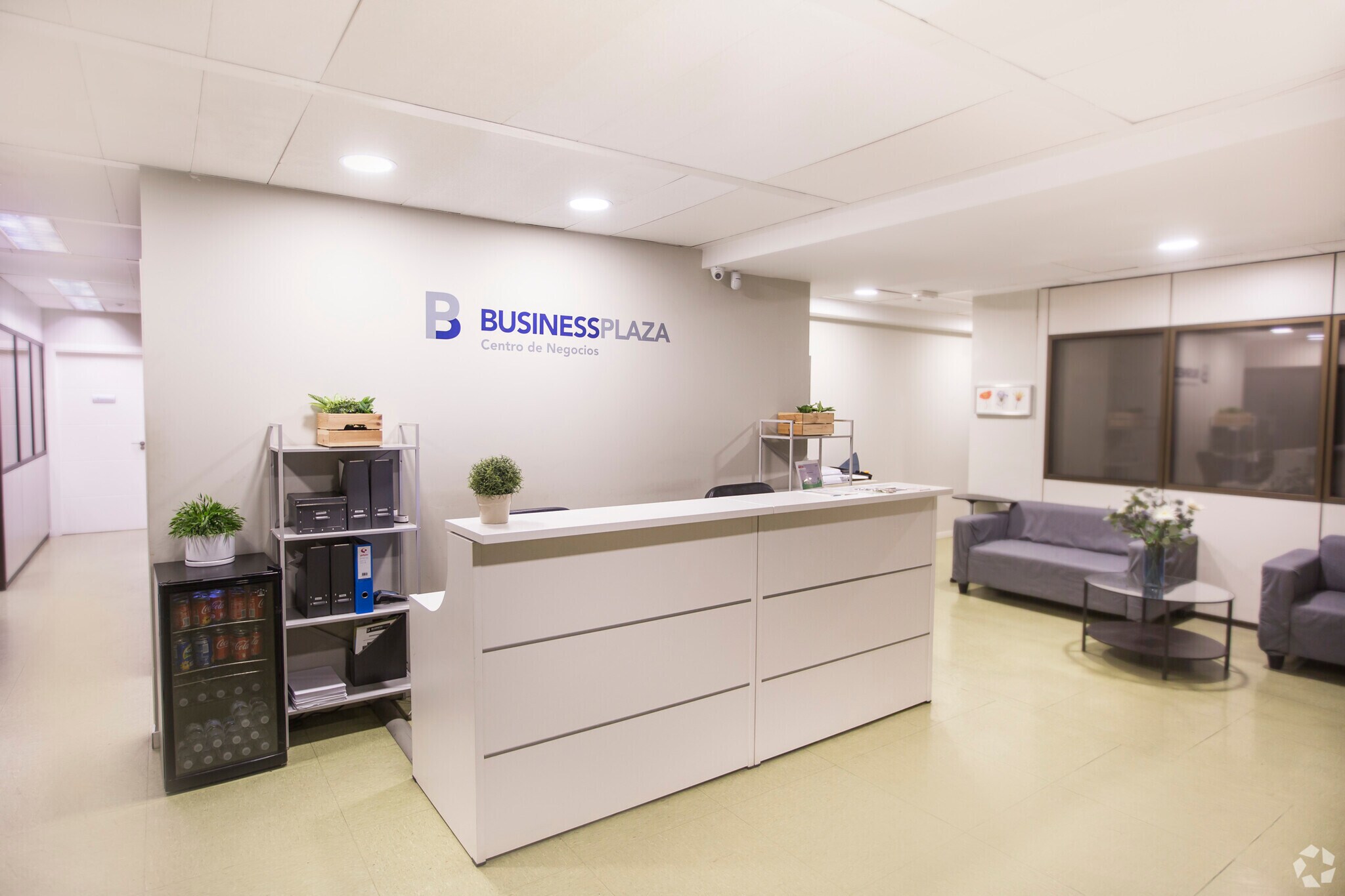 Plaza Emilio Jiménez Millas, 2, Madrid, Madrid to rent Interior Photo- Image 1 of 2