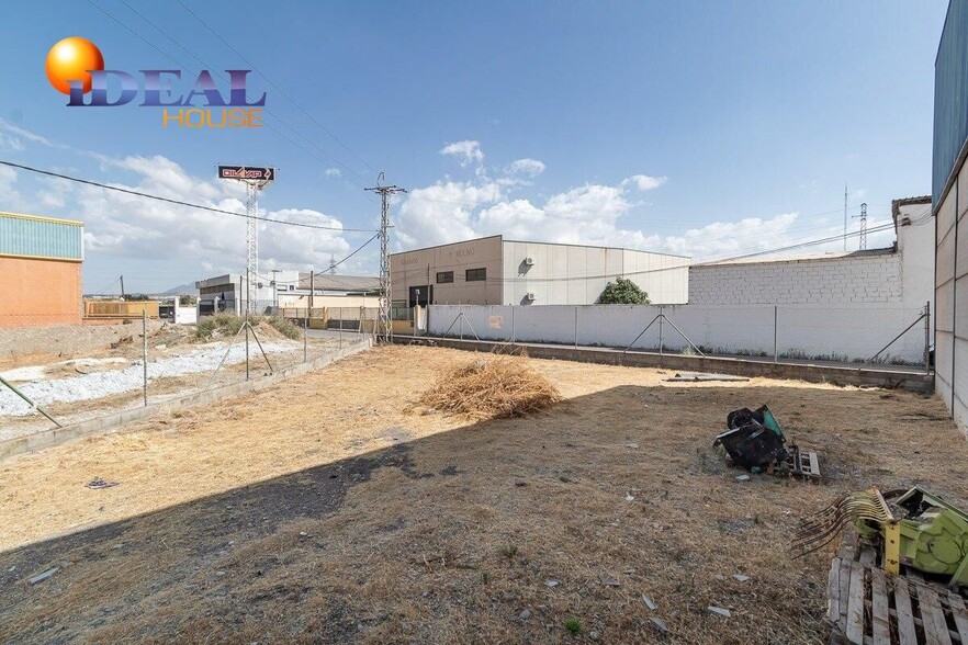 Calle Madroño, 4, Atarfe, Granada for sale - Primary Photo - Image 1 of 8