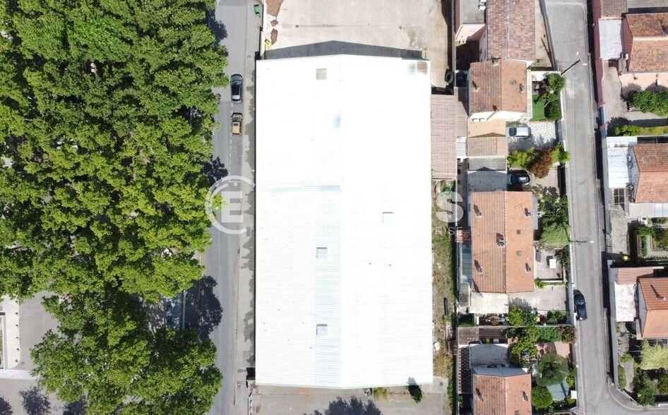 17 Boulevard Roger Salengro, Avignon for sale - Aerial - Image 2 of 10