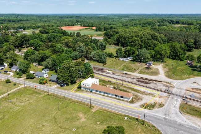 More details for 9597 US Highway 29 Business, Ruffin, NC - Retail for Auction
