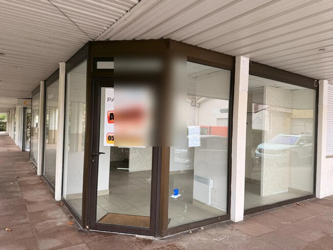 Location Commerce 34 m²