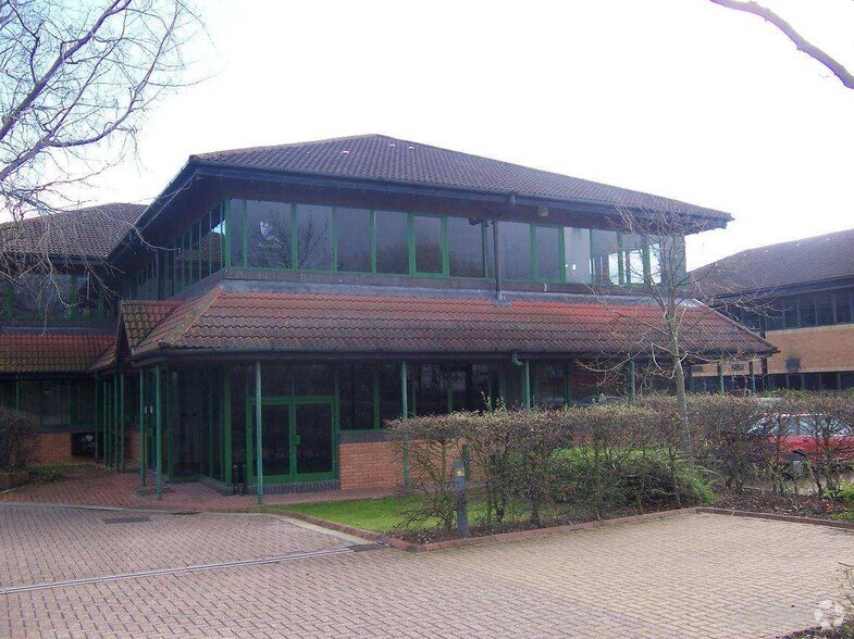 Sylvan Way, Basildon for sale - Primary Photo - Image 1 of 1