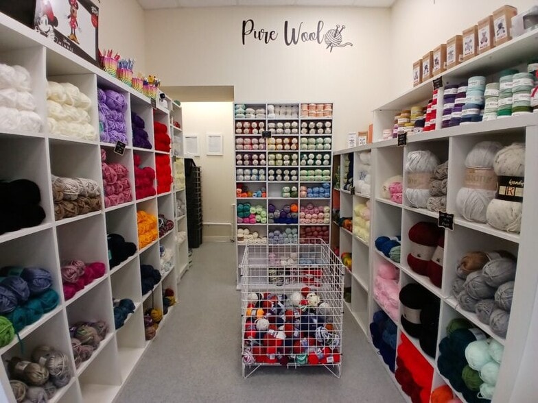 1-3 Yorke St, Burnley to rent - Interior Photo - Image 1 of 8