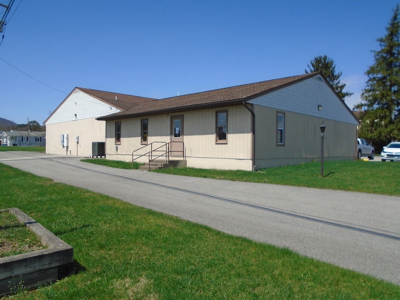 1201 Old Route 22, Duncansville, PA for sale - Building Photo - Image 1 of 1