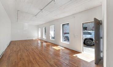 267 Wyckoff St, Brooklyn, NY for rent Interior Photo- Image 2 of 3