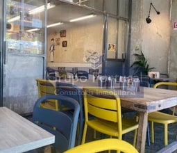 Retail in Madrid, Madrid to rent Interior Photo- Image 1 of 4