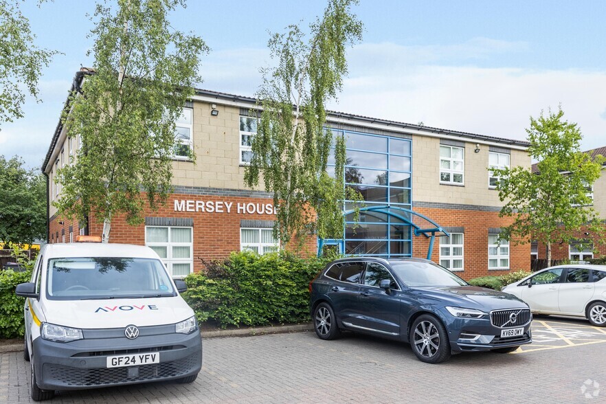 8 Mandale Park, Durham to rent - Building Photo - Image 2 of 2