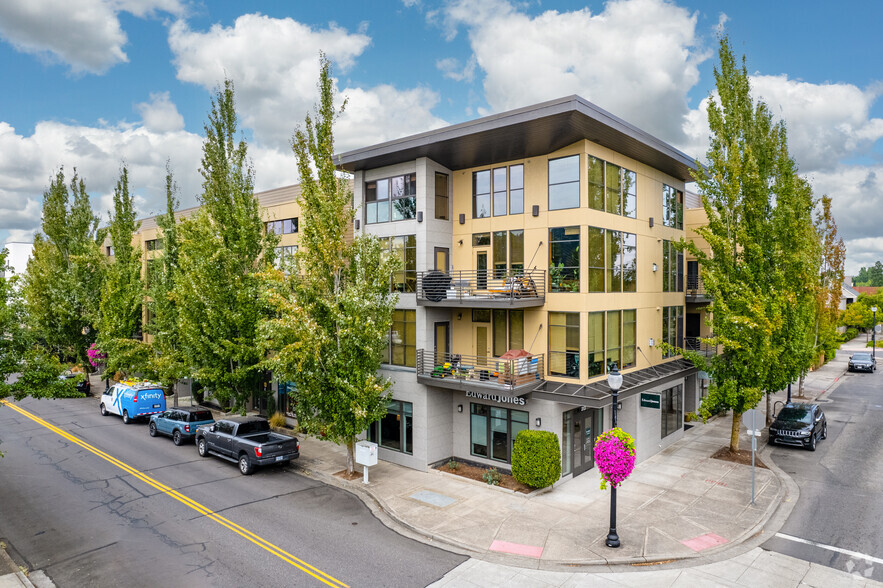 287 NE 3rd St, Gresham, OR for rent - Building Photo - Image 1 of 3