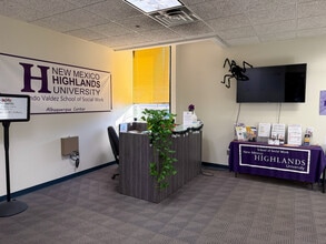 5001 Indian School Rd NE, Albuquerque, NM to rent Interior Photo- Image 1 of 5