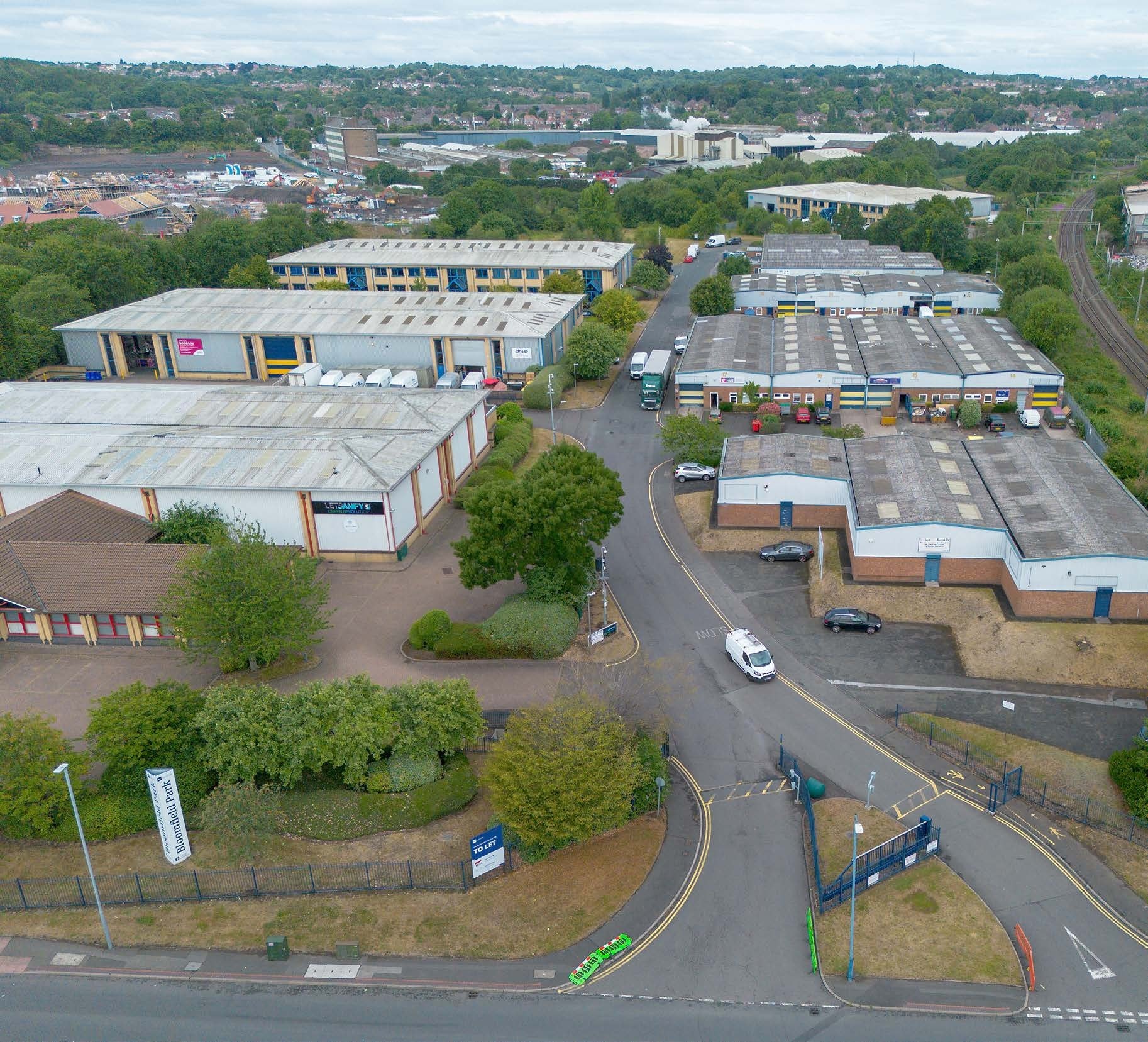 Bloomfield Rd, Tipton to rent Building Photo- Image 1 of 2