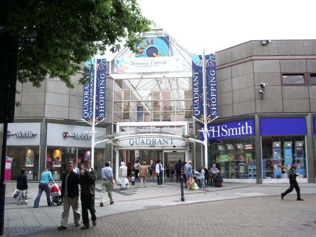 26/27 The Quadrant, Swansea to rent - Building Photo - Image 2 of 21