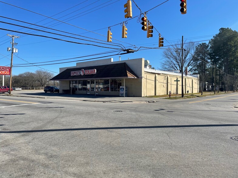 100 N Mcdaniel St, Enfield, NC for rent - Building Photo - Image 2 of 3