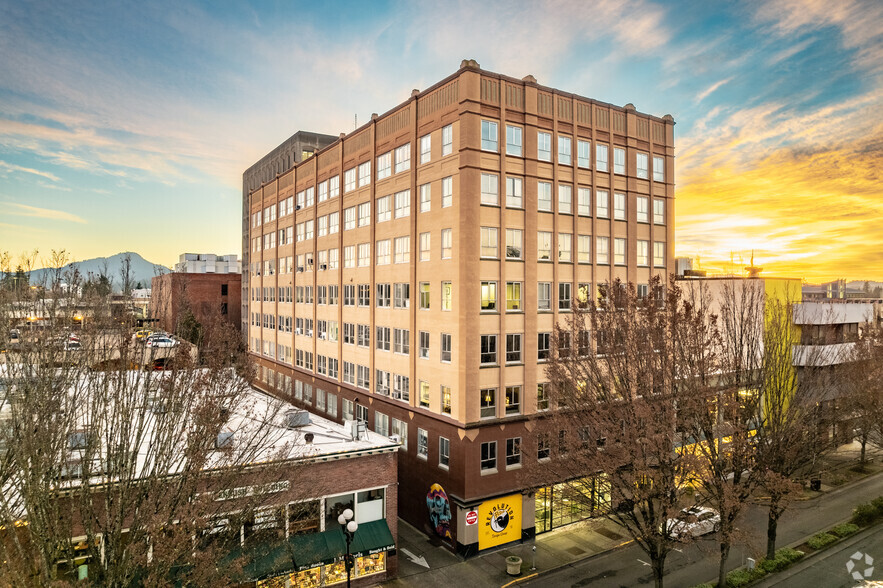 132 E Broadway, Eugene, OR for rent - Building Photo - Image 1 of 12